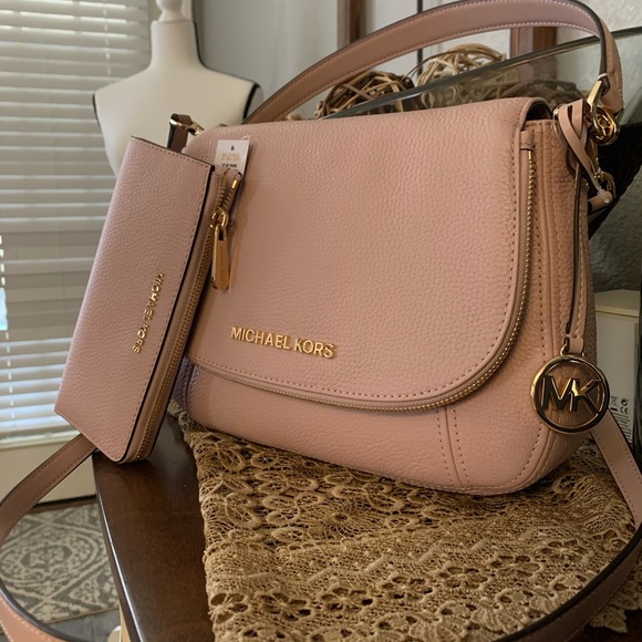 Last one 💕New MK set 💖 Bedford - Picture 3 of 8